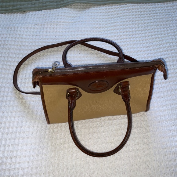 Authentic Dooney and Bourke Handbag - Picture 3 of 7